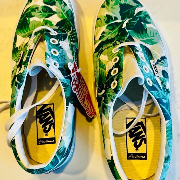 Vans Custom Made "leaf me alone" brand new womens sz7 mens 5.5 NWT - Picture 4 of 8